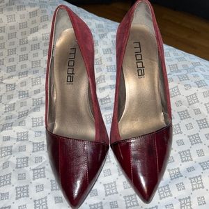 Moda Spana Burgundy Suede & Leather Heels - 8.5